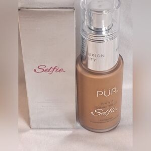 PÜR Love Your Selfie 4-in-1 Foundation & Concealer DN2 Medium NWT